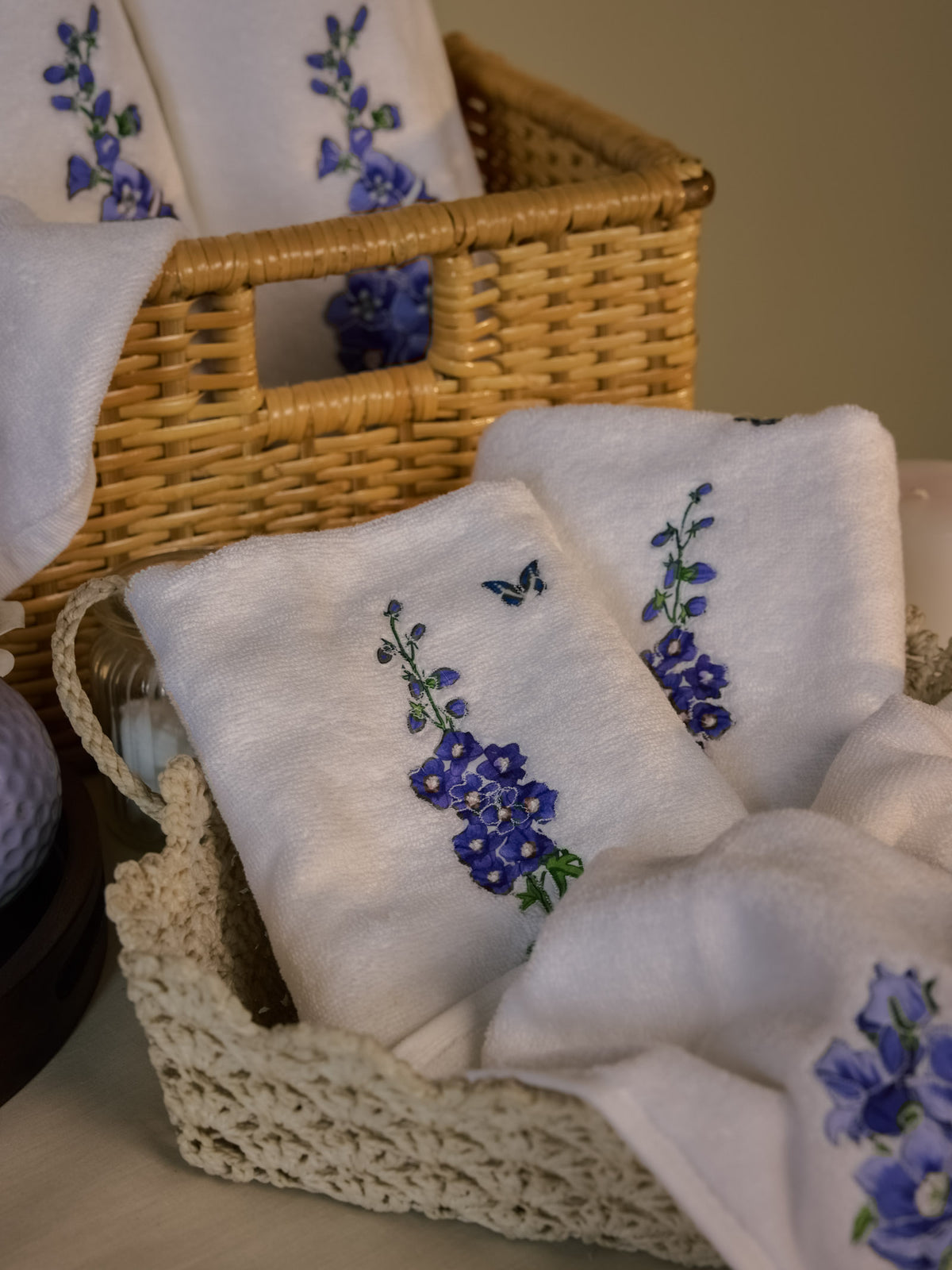 Larkspur Hand Towel (Set of 2)