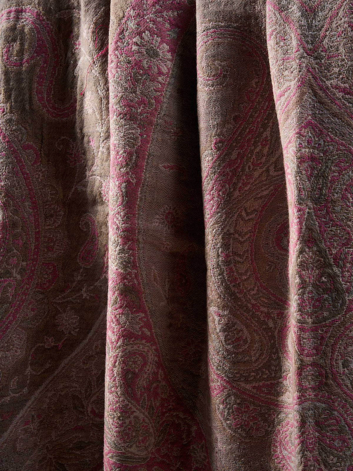 Woollen Throw Jamawar Weaves - Pink