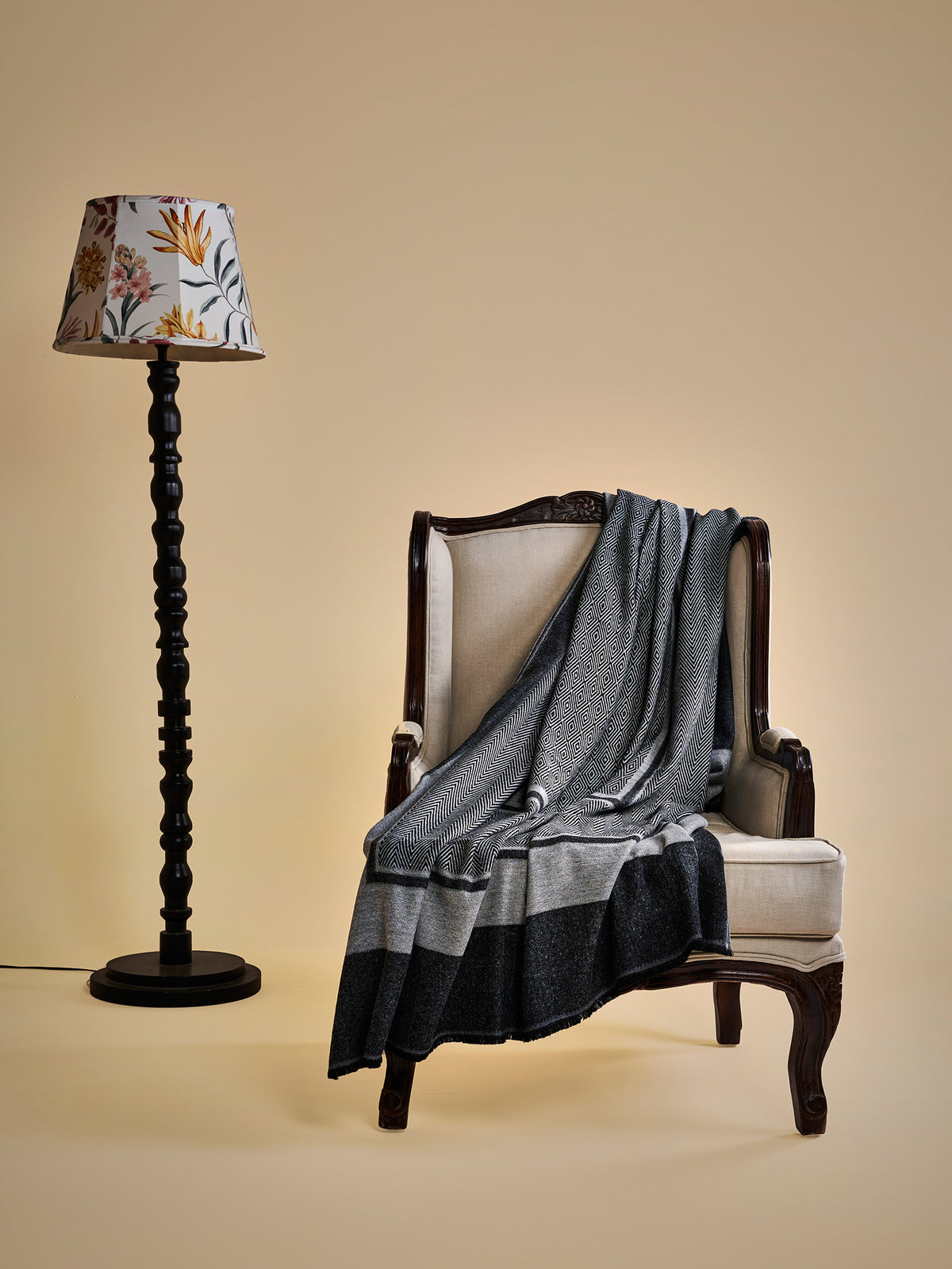 Woollen Throw Handloom- Black
