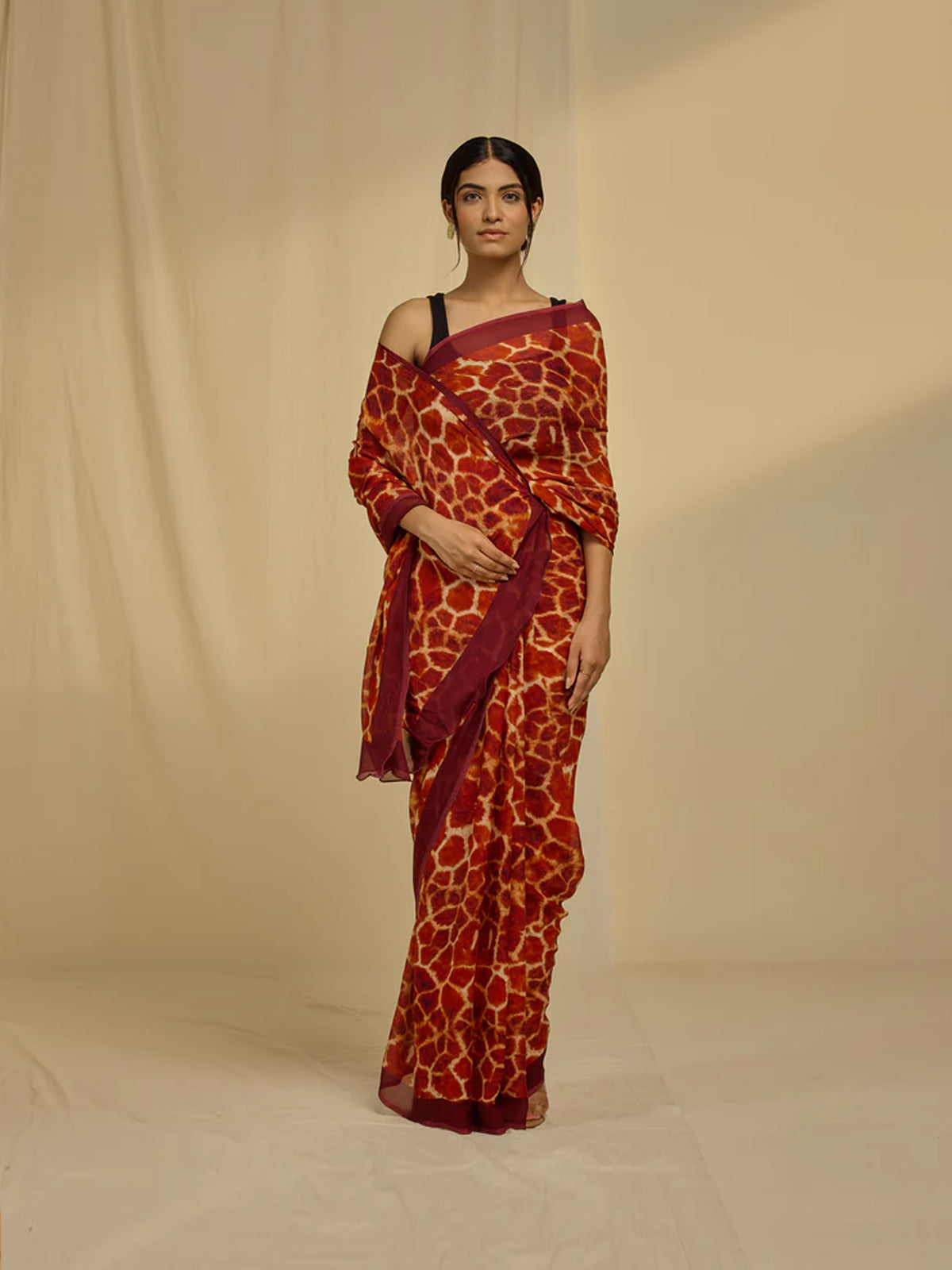 Animal Attack Chiffon Saree - Giraffe