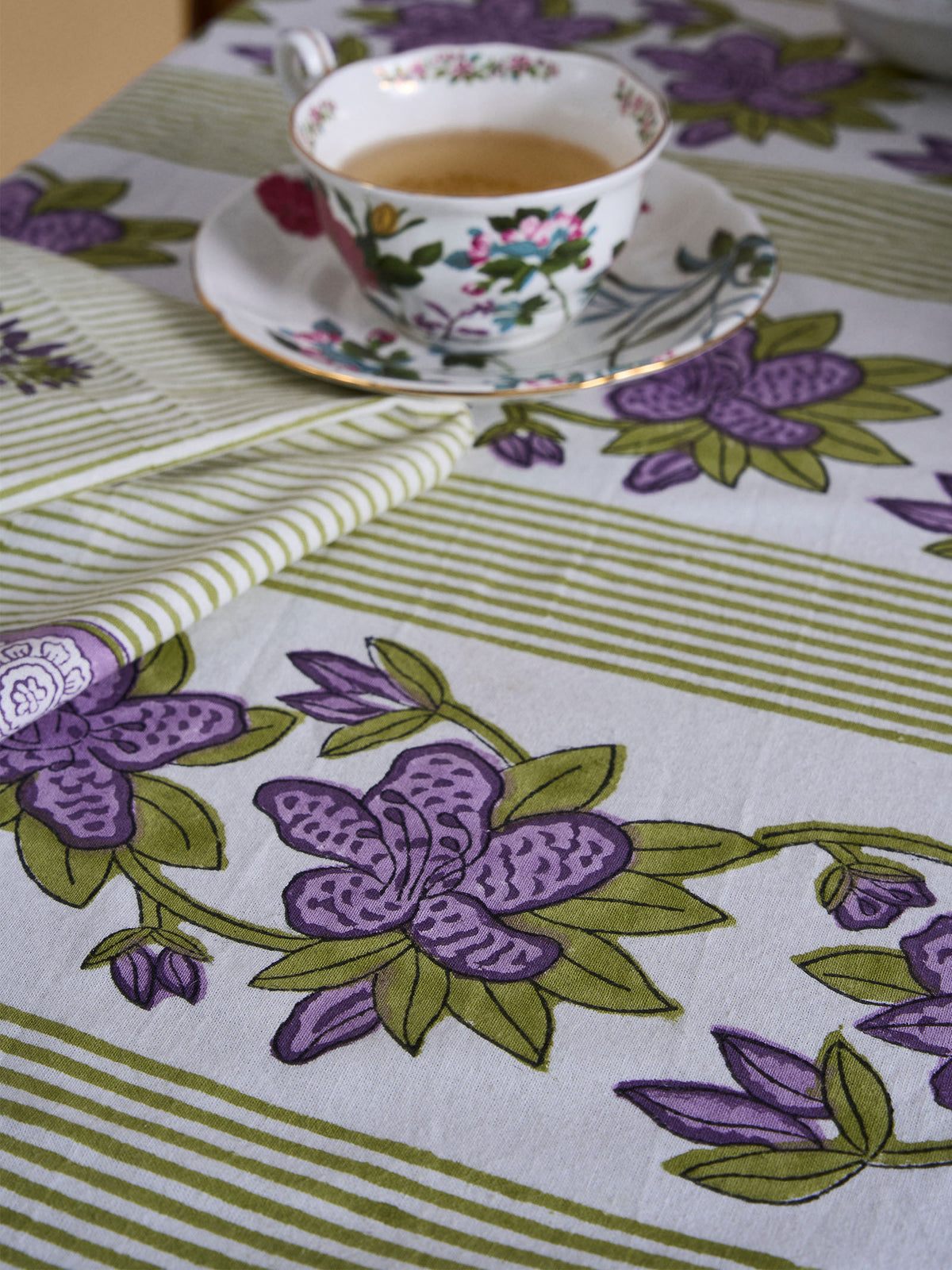 Aravalli Table Cover