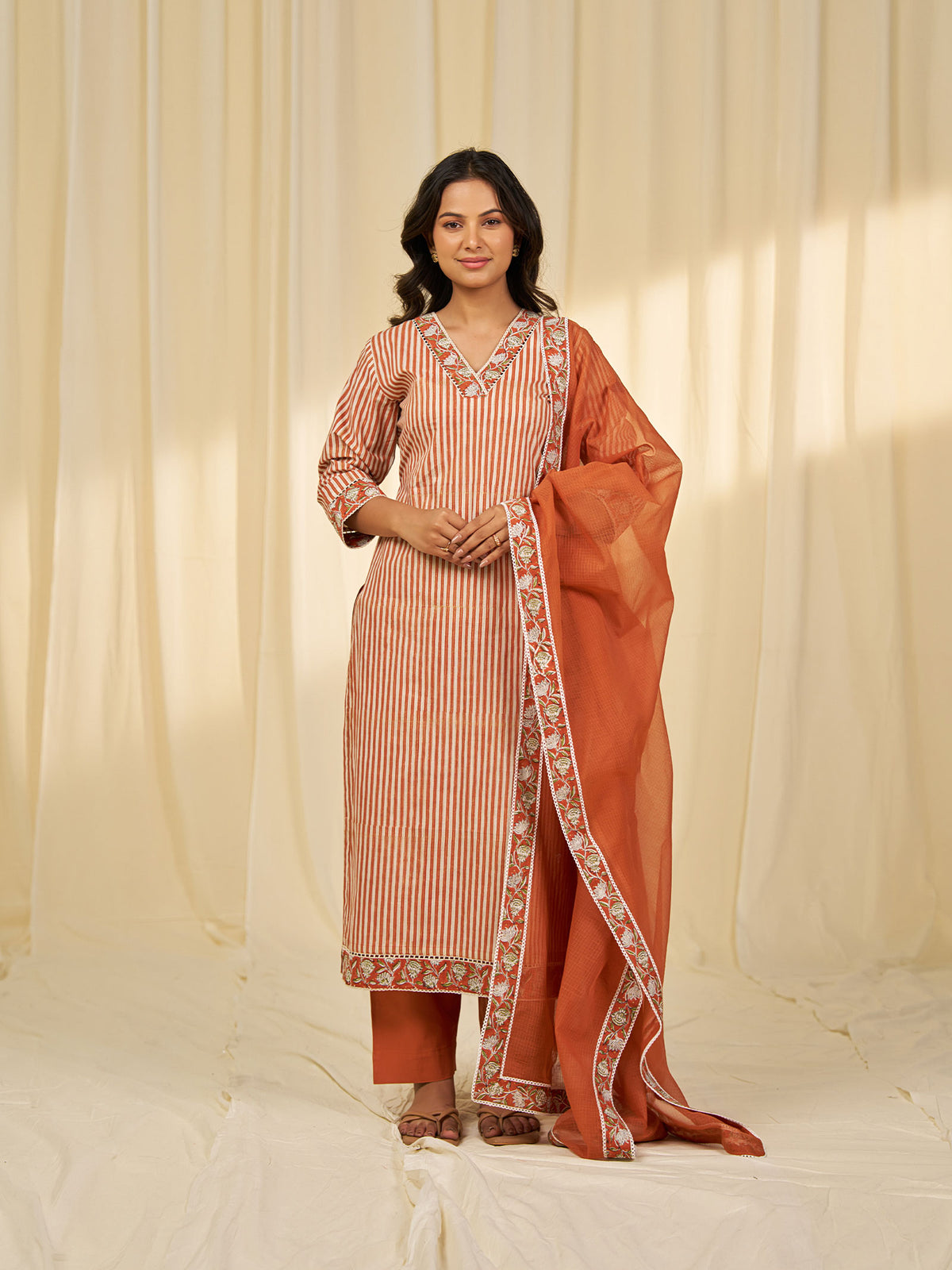 Brick Wall Cotton Kurta