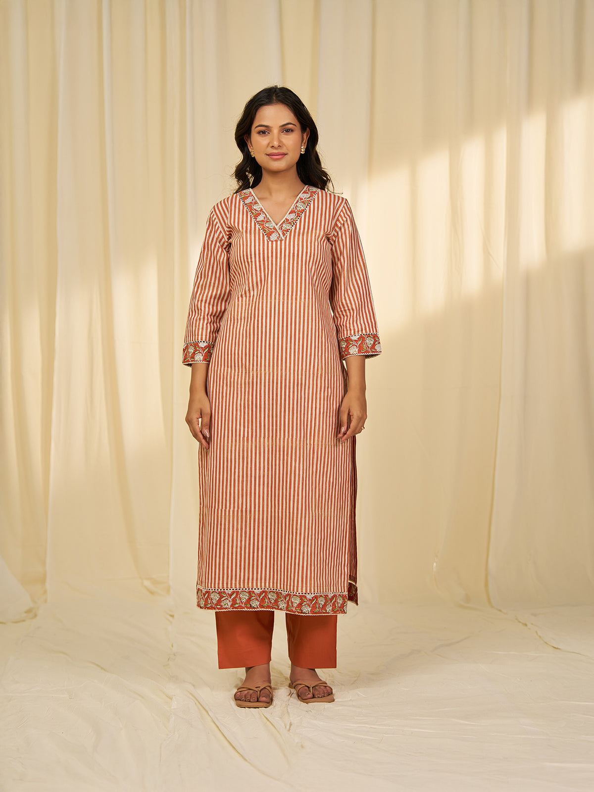 Brick Wall Cotton Kurta