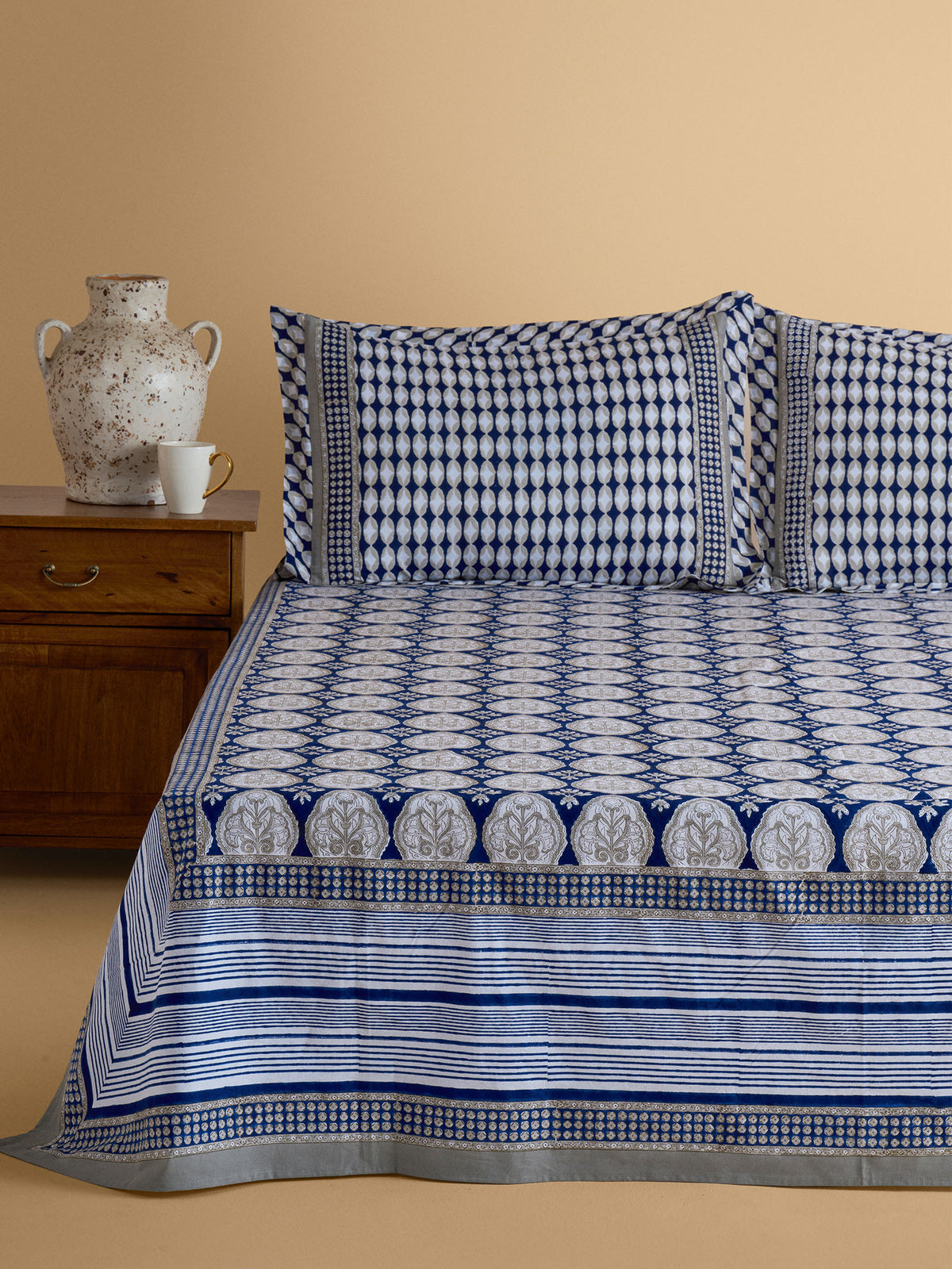 Fateh Sagar Bed Cover