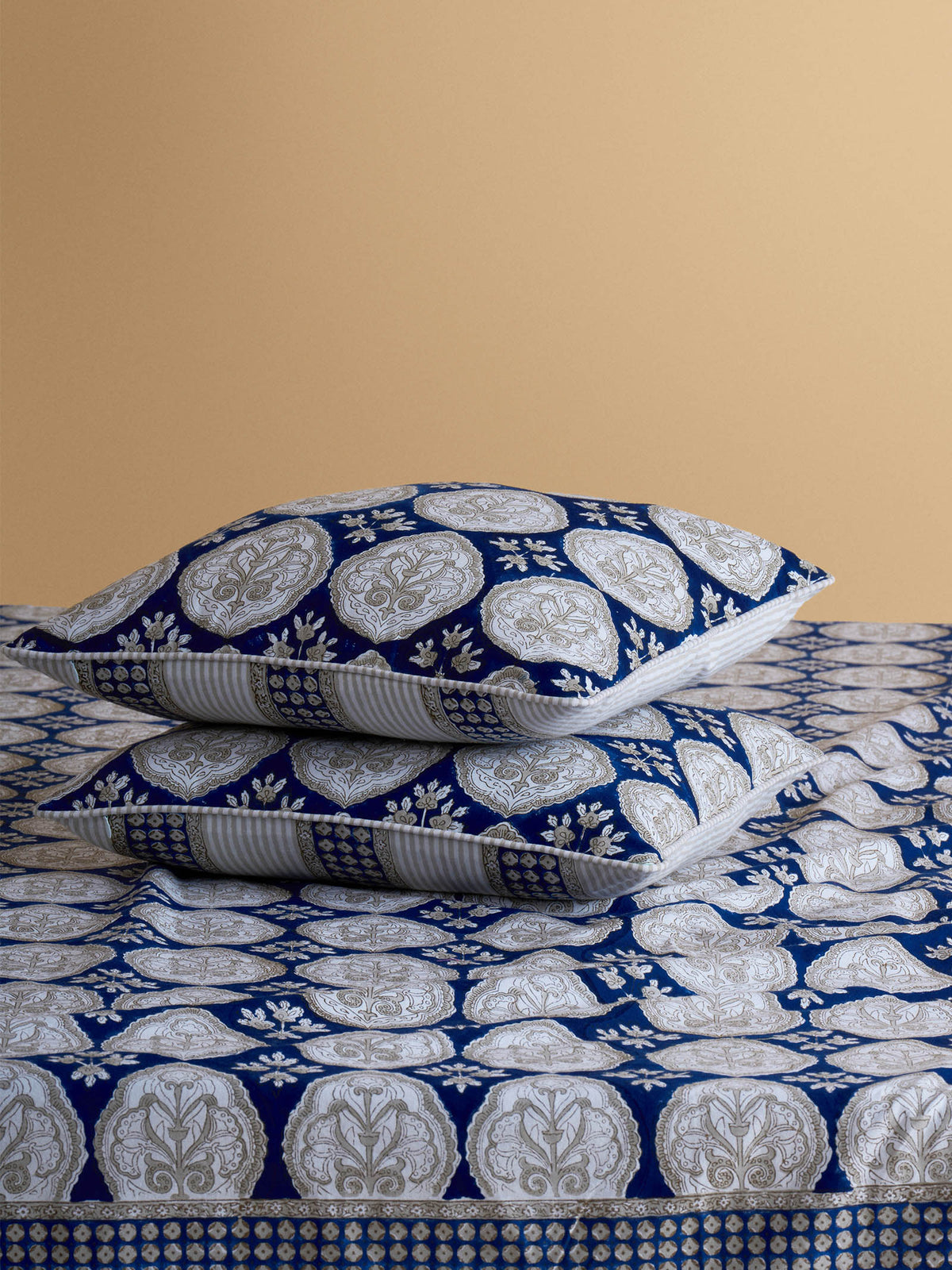 Fateh Sagar 16" x 16" Cushion Cover