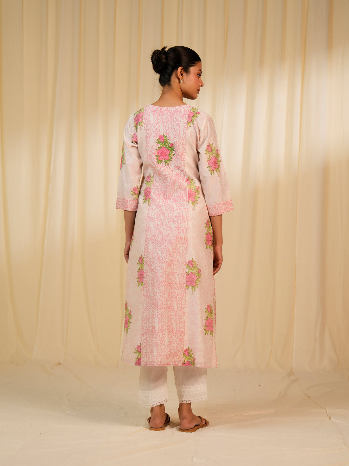 Gulnaz Chanderi Kurta