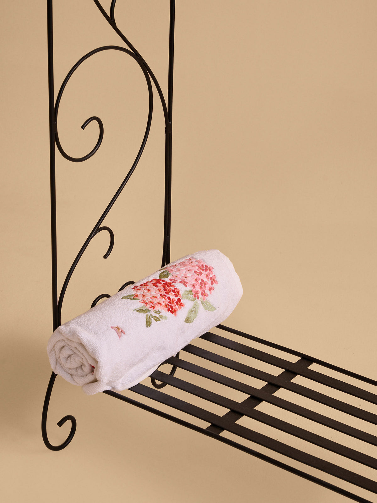 Kruger Iron Towel Rack