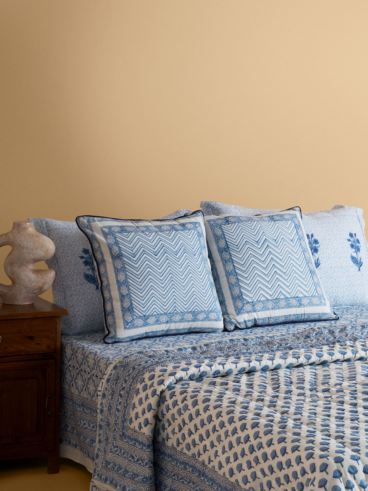 Lake Pichola 20" x 20" Cushion Cover