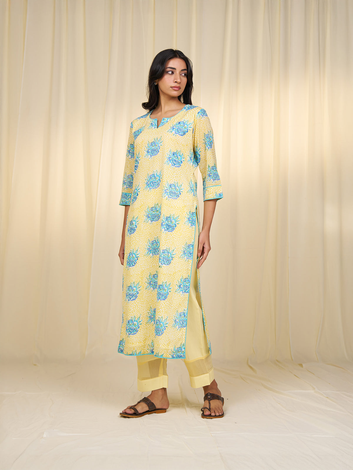 Neela Peela Cotton Kurta