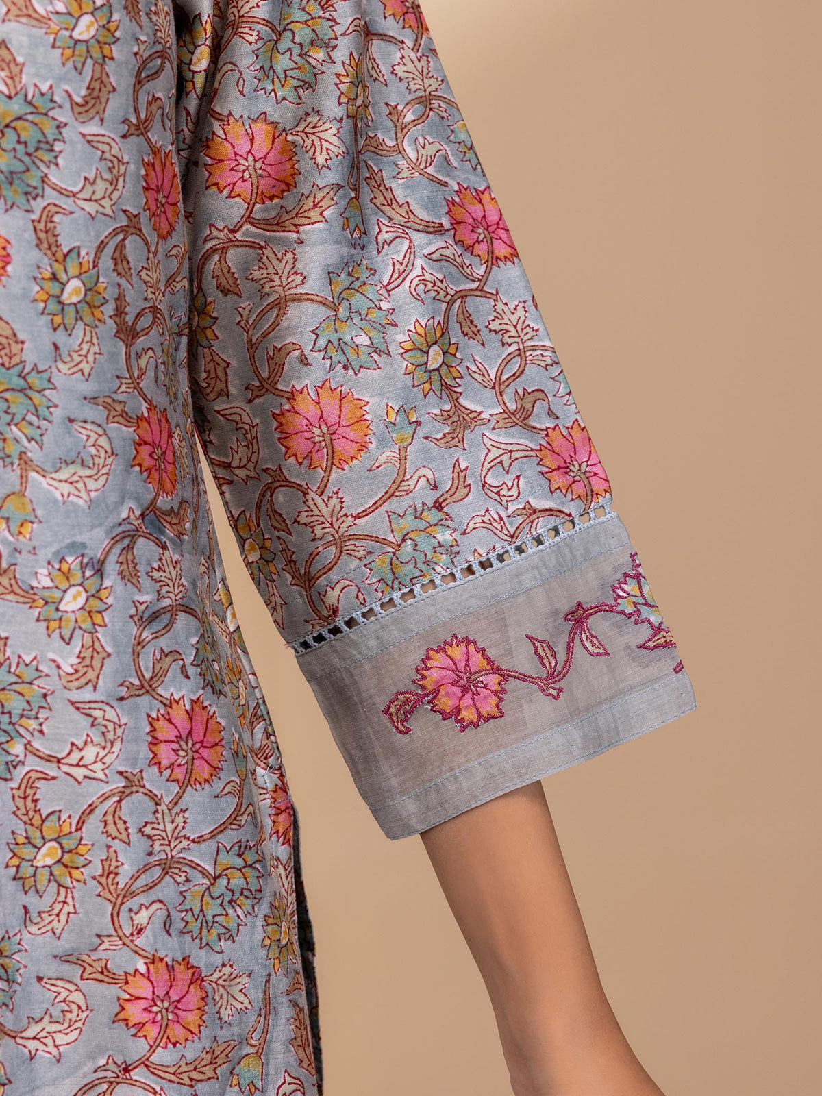 Rangrez Chanderi Kurta