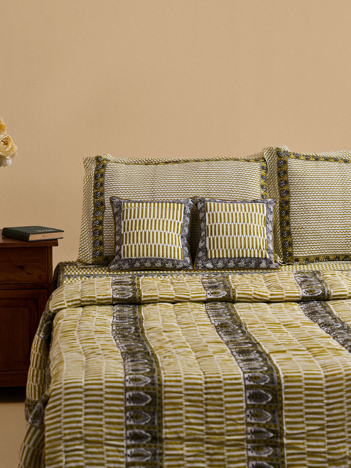Kumbhalgarh 12" x 12" Cushion Cover