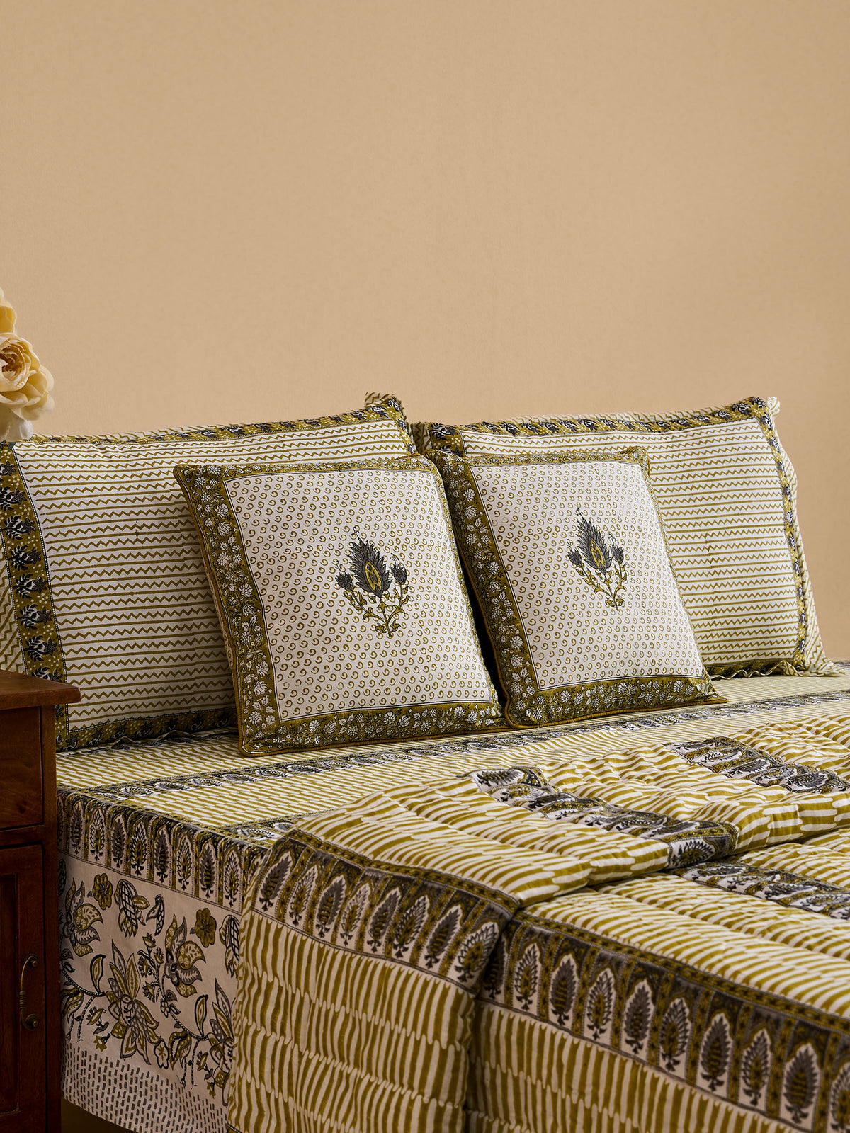 Kumbhalgarh 16" x 16" Cushion Cover