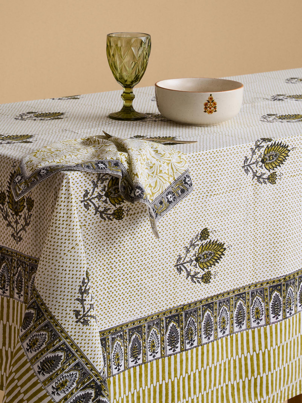 Kumbhalgarh Table Cover