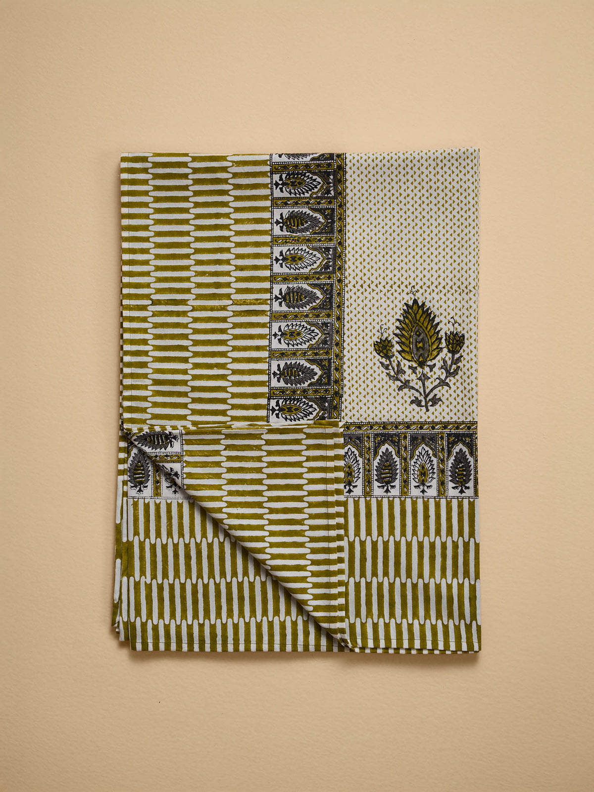 Kumbhalgarh Table Cover