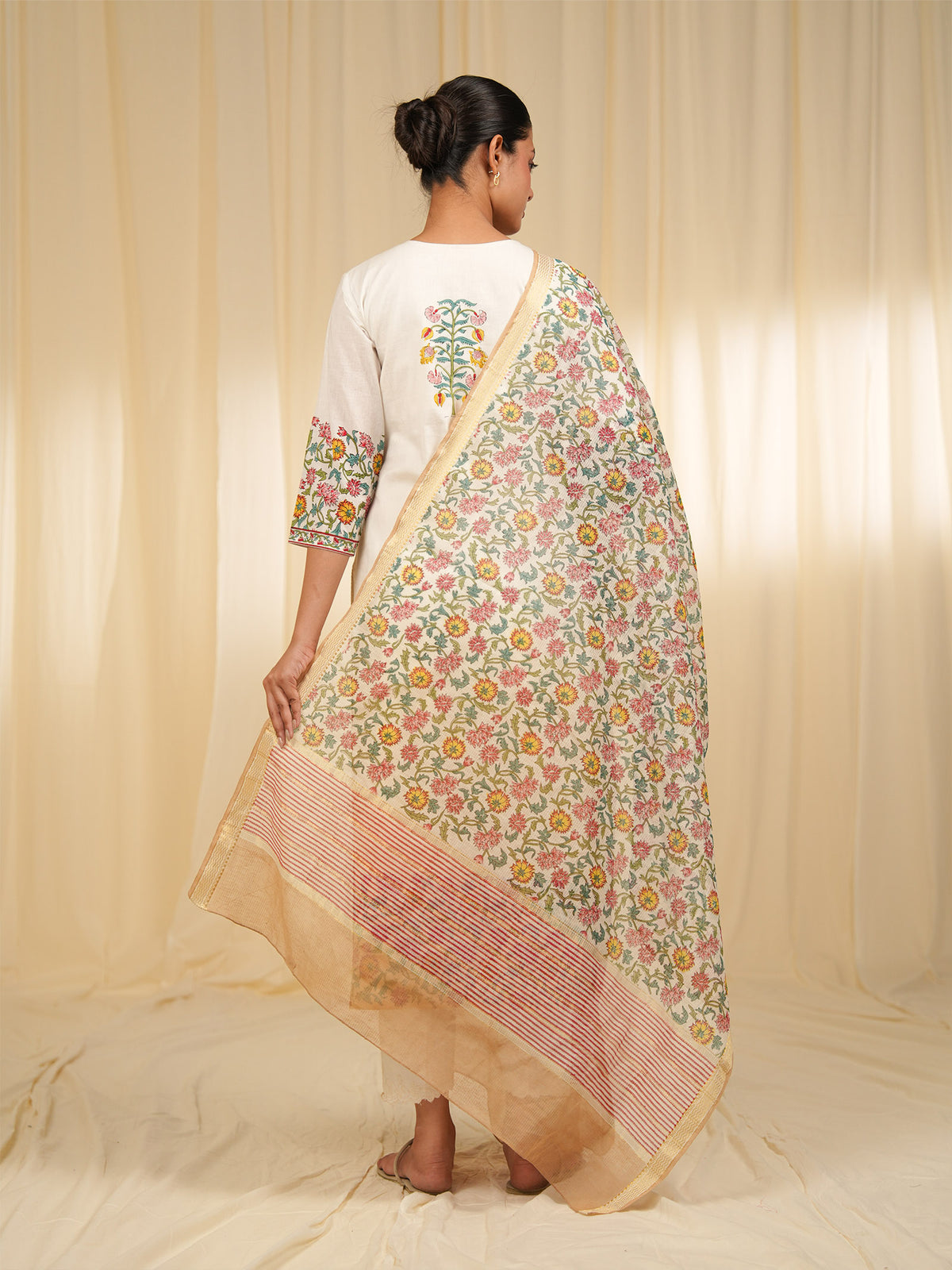 Vanilla Blossom Maheshwari Dupatta
