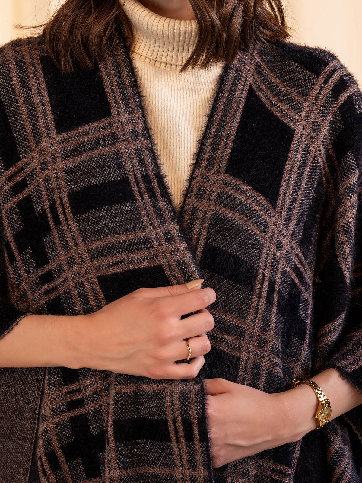 Woollen Reversible Check Cape Ebony