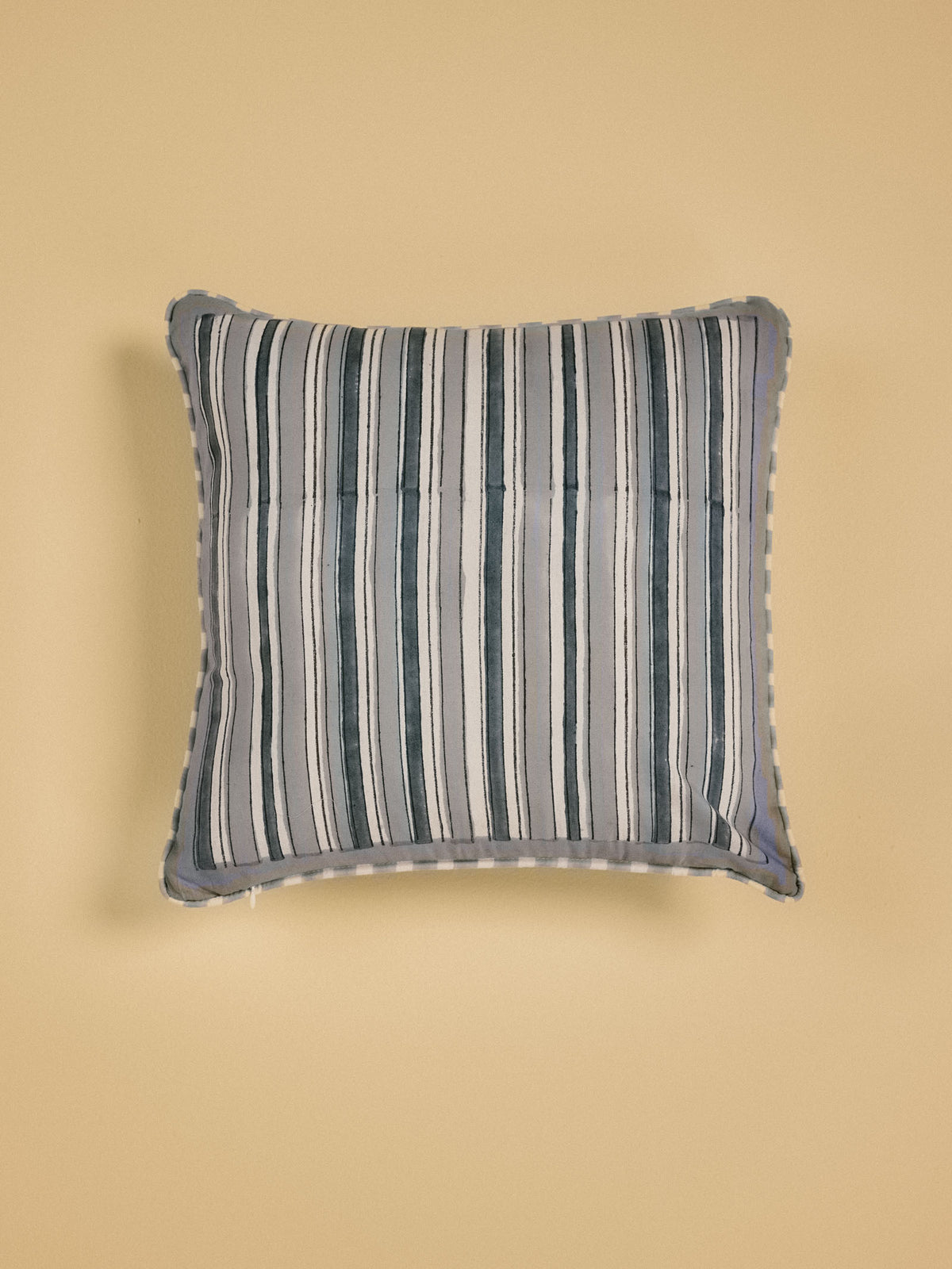 Suvasa Botanicals 16" x 16" Cushion Cover