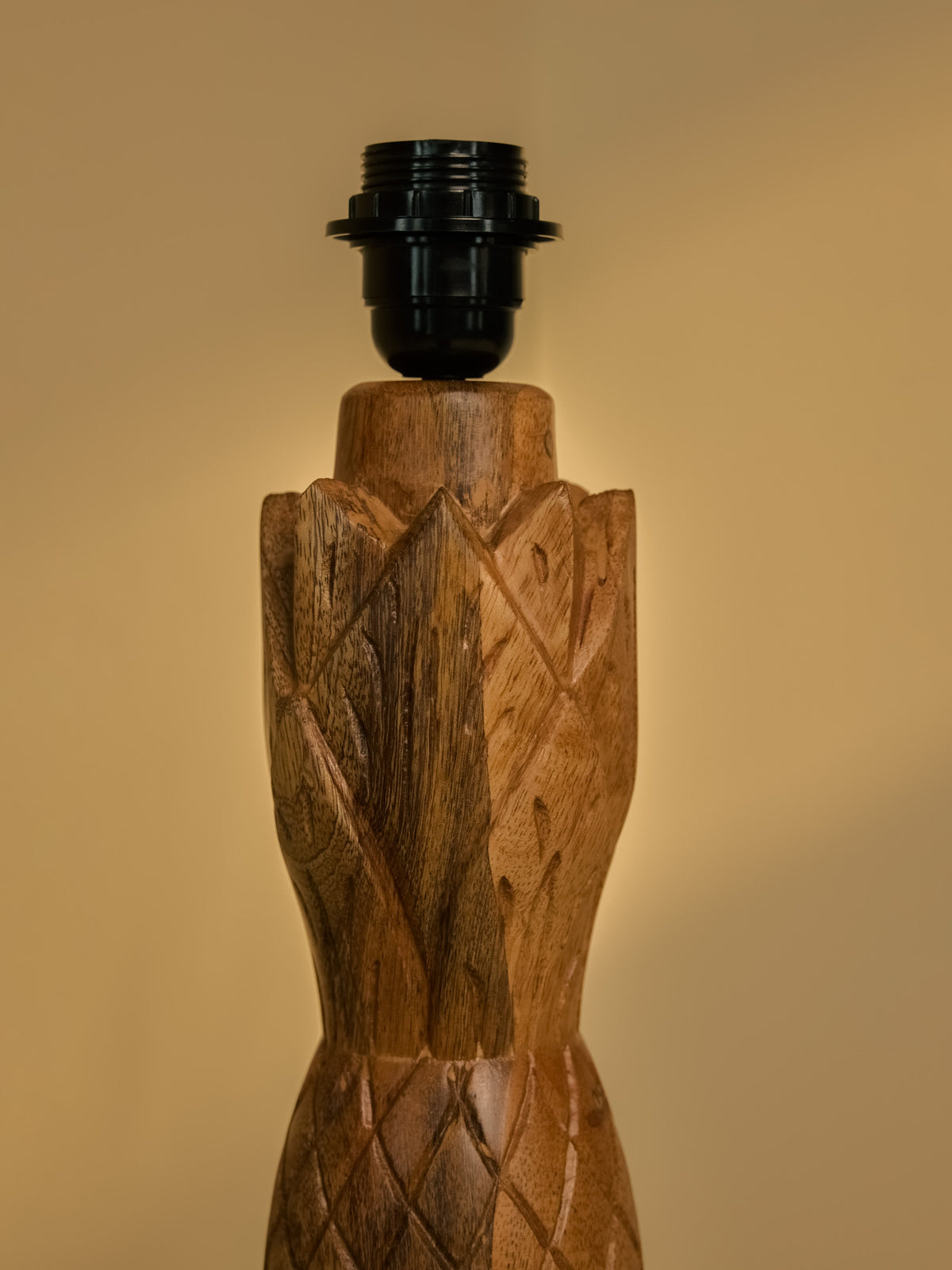 Pineapple Lamp Stand