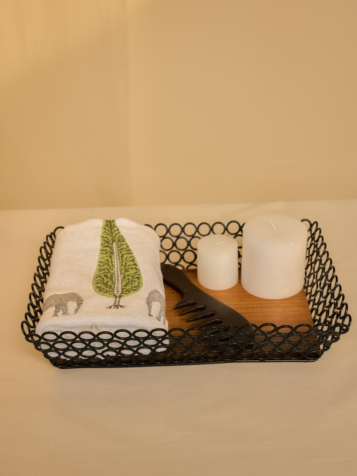 Jaali Basket-Black