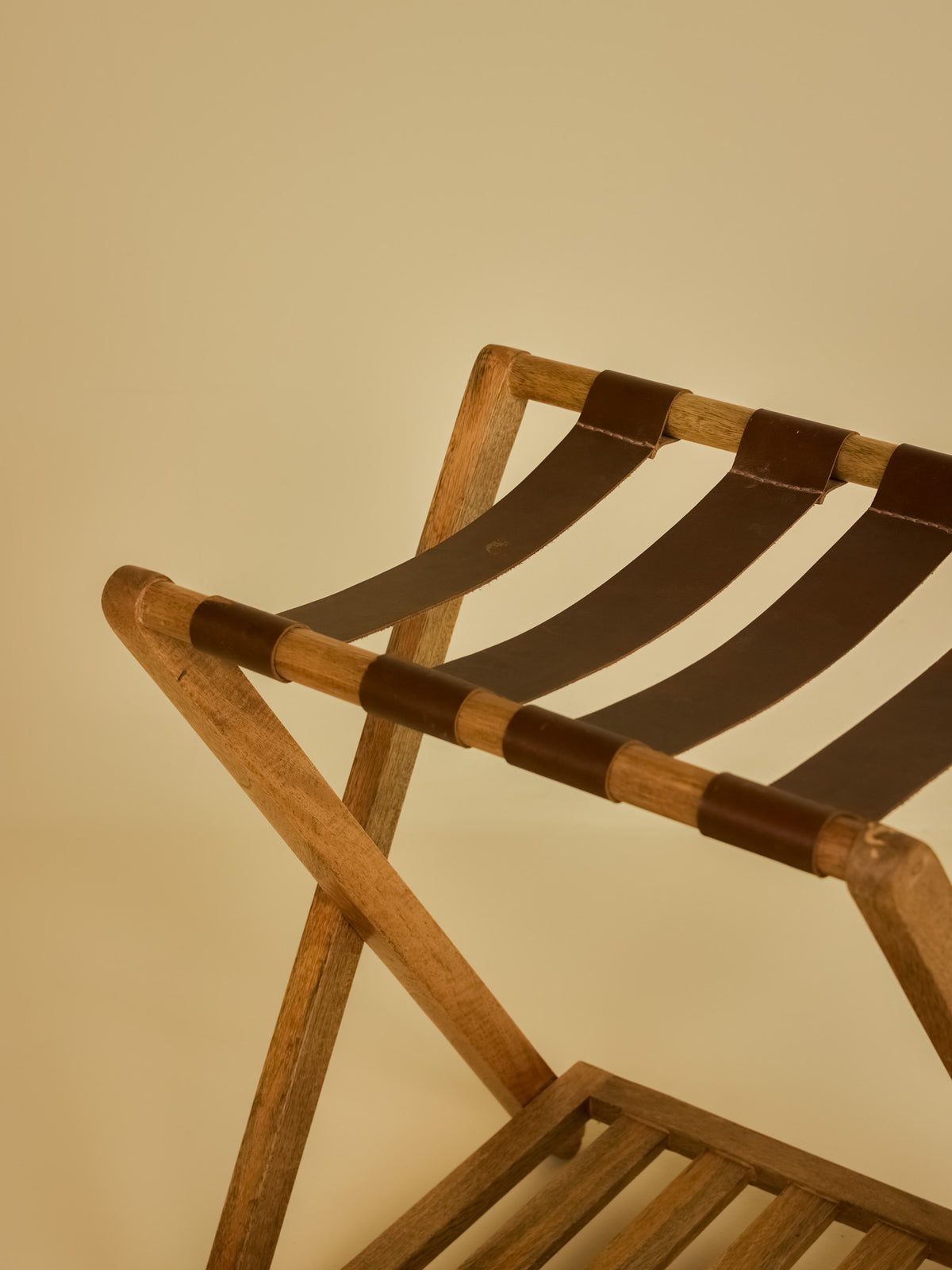 Foldable Luggage Rack
