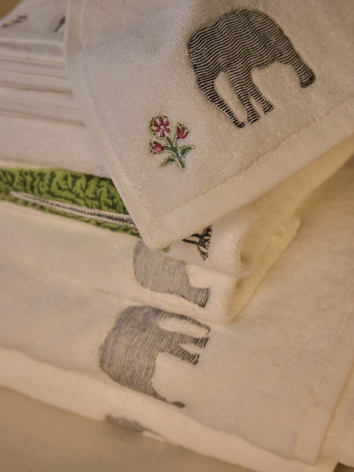 Elephant Face Towel (Set of 2)