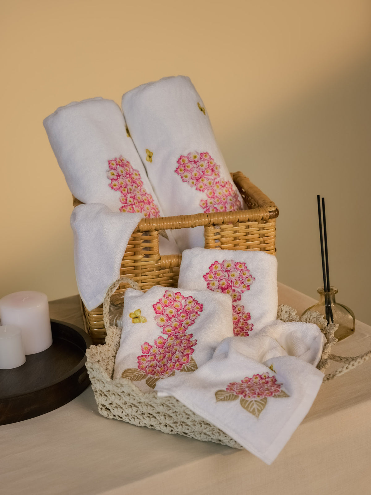 Heliotrope Hand Towel (Set of 2)
