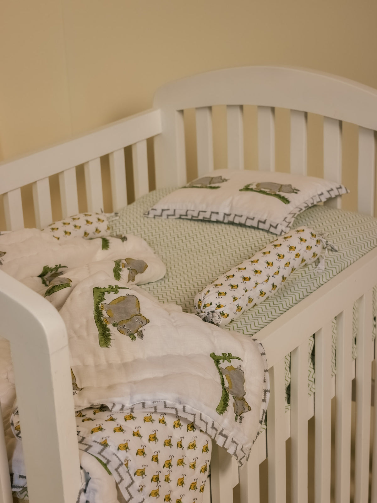 Hippo In The Grass Crib Set