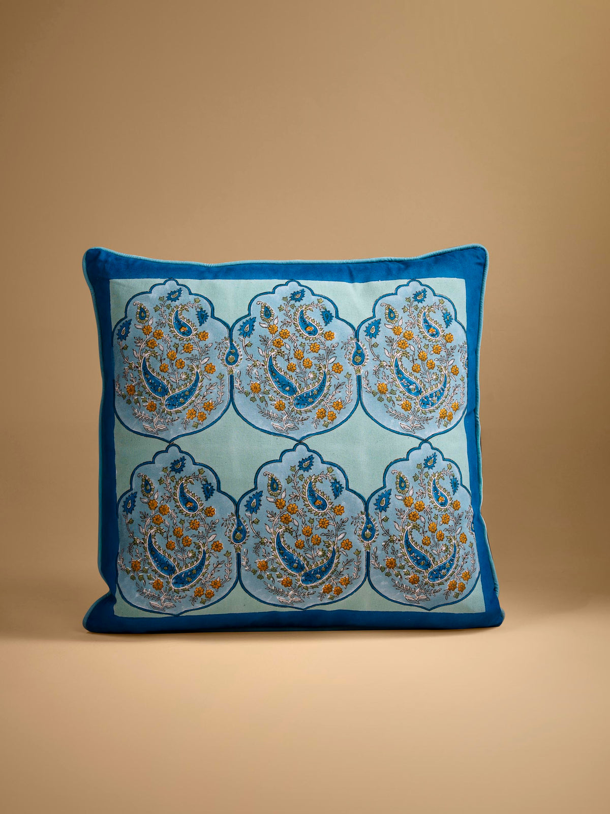 Chandra Mahal 20" x 20" Cushion Cover