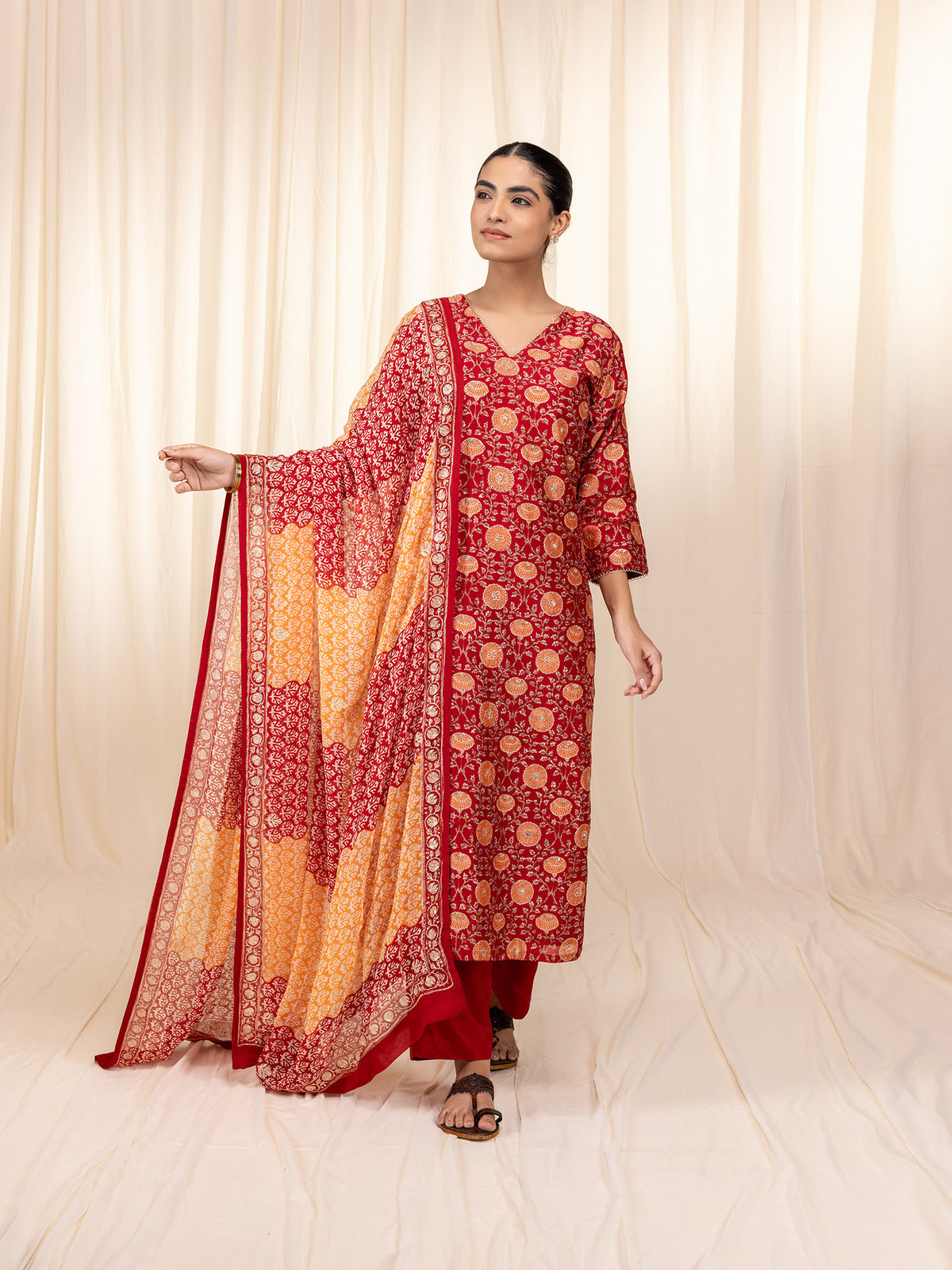 Sakhi Saheliya Red Chiffon Dupatta