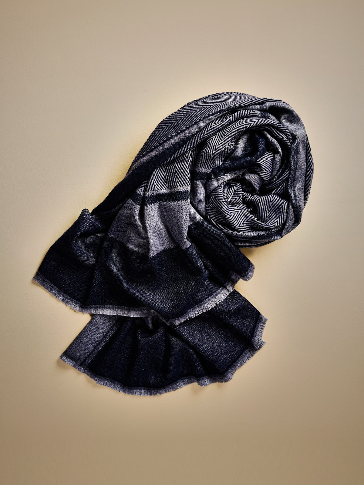 Woollen Throw Handloom- Blue