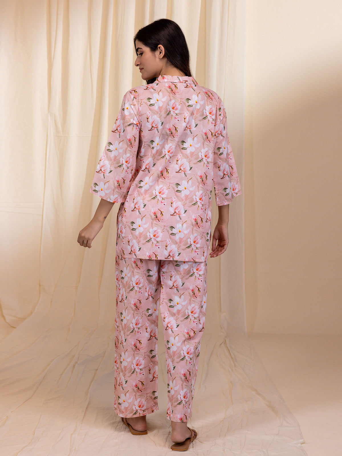 English Peach Collared Voile Night Suit