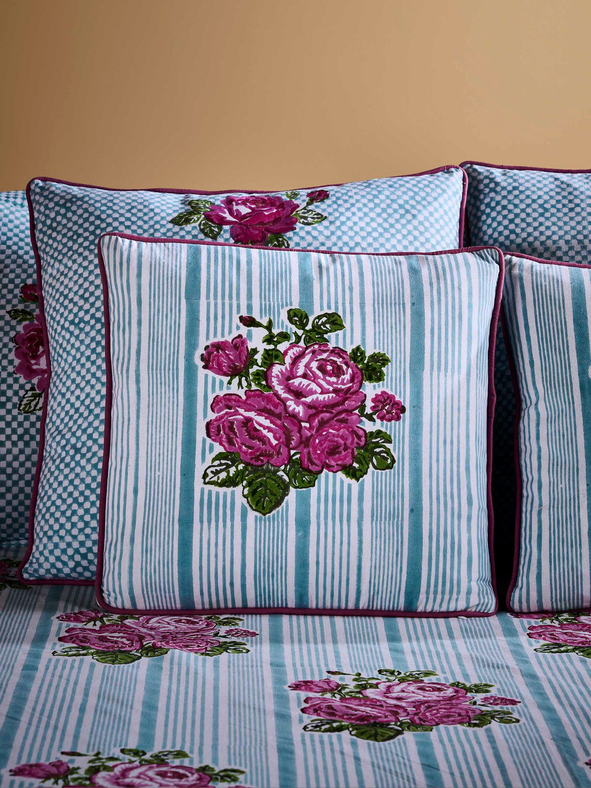 Cottage Rose 16" x 16" Cushion Cover