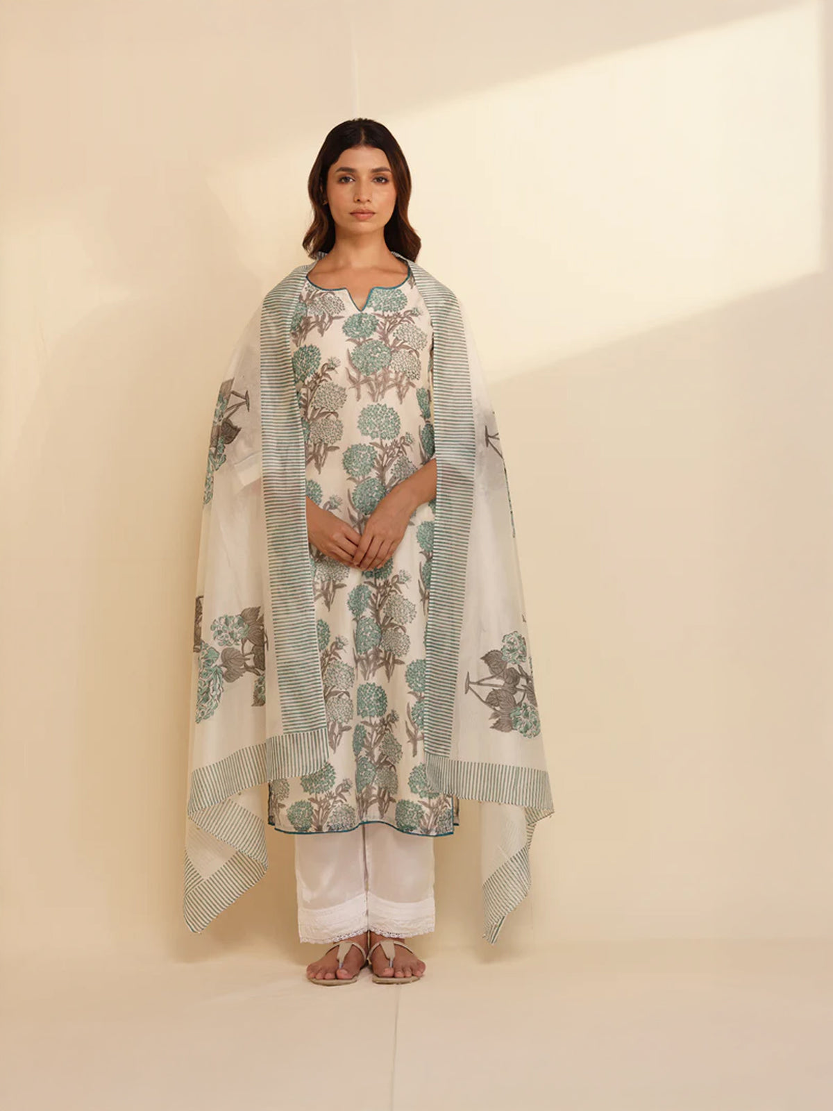 Aak Ka Phool Chanderi Dupatta