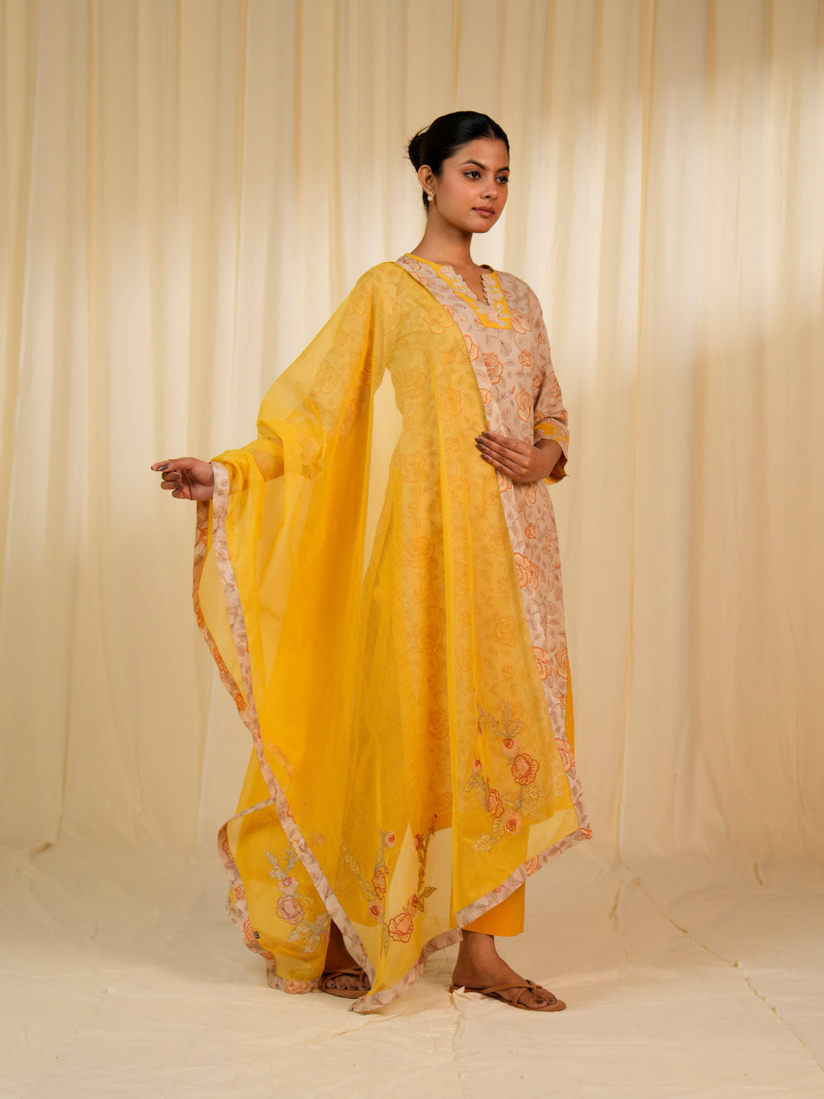 Basant Kota Dupatta