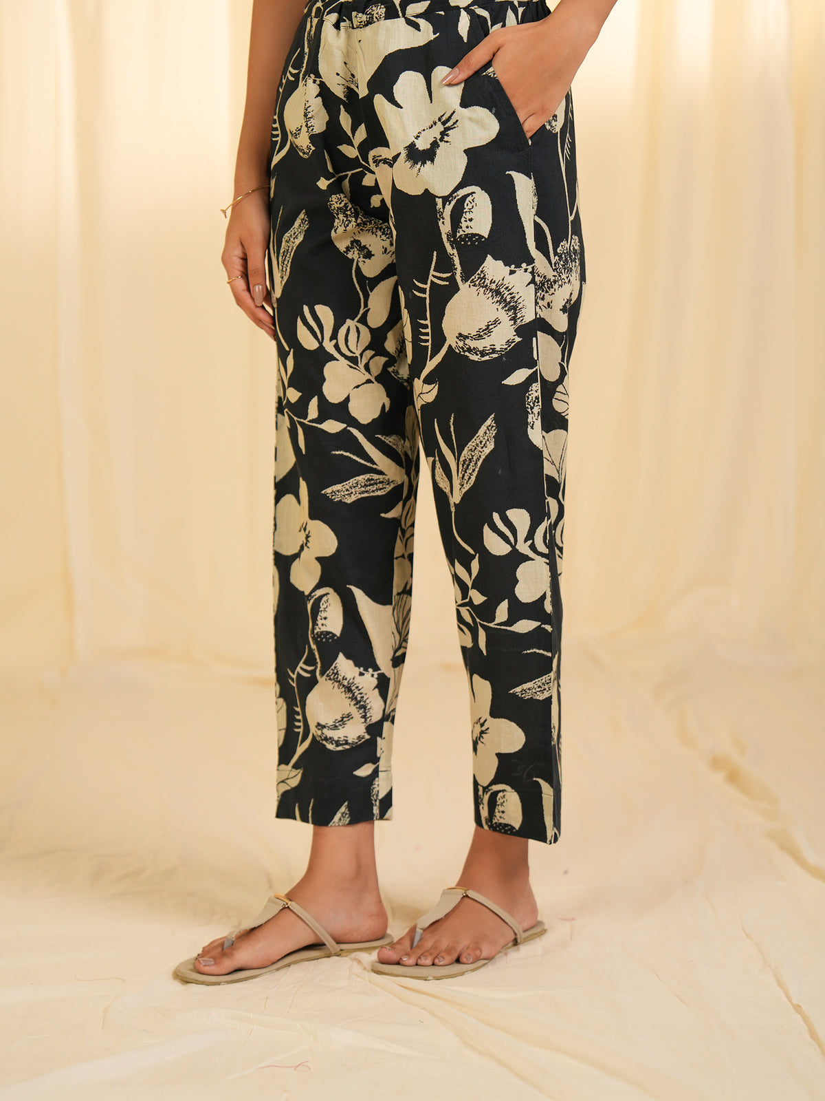 Basic Black Cotton Seriously Short Pants