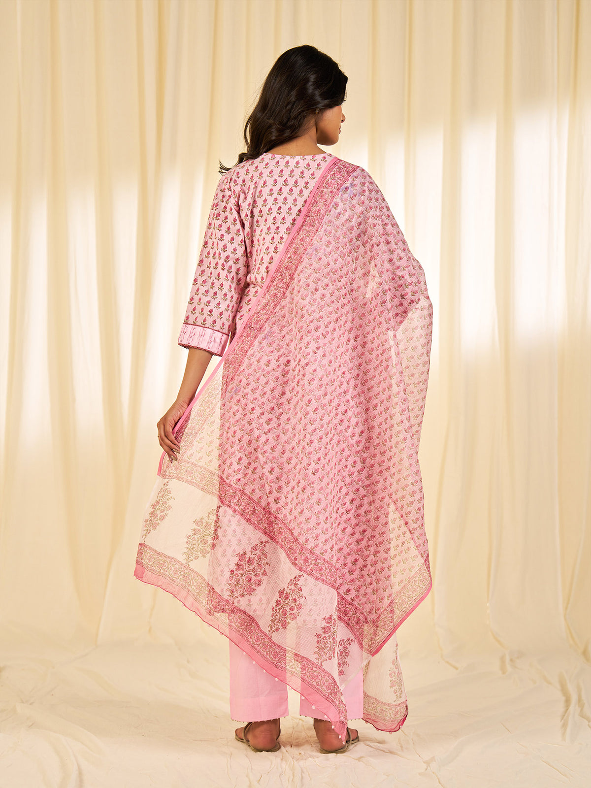 Chhoti Pink Kota Dupatta