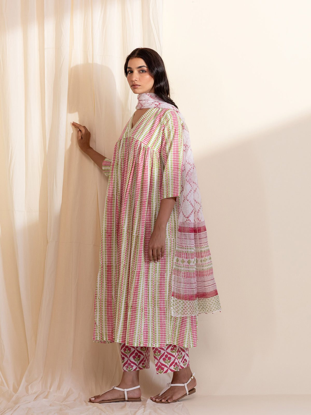 Railway Track Kota Dupatta
