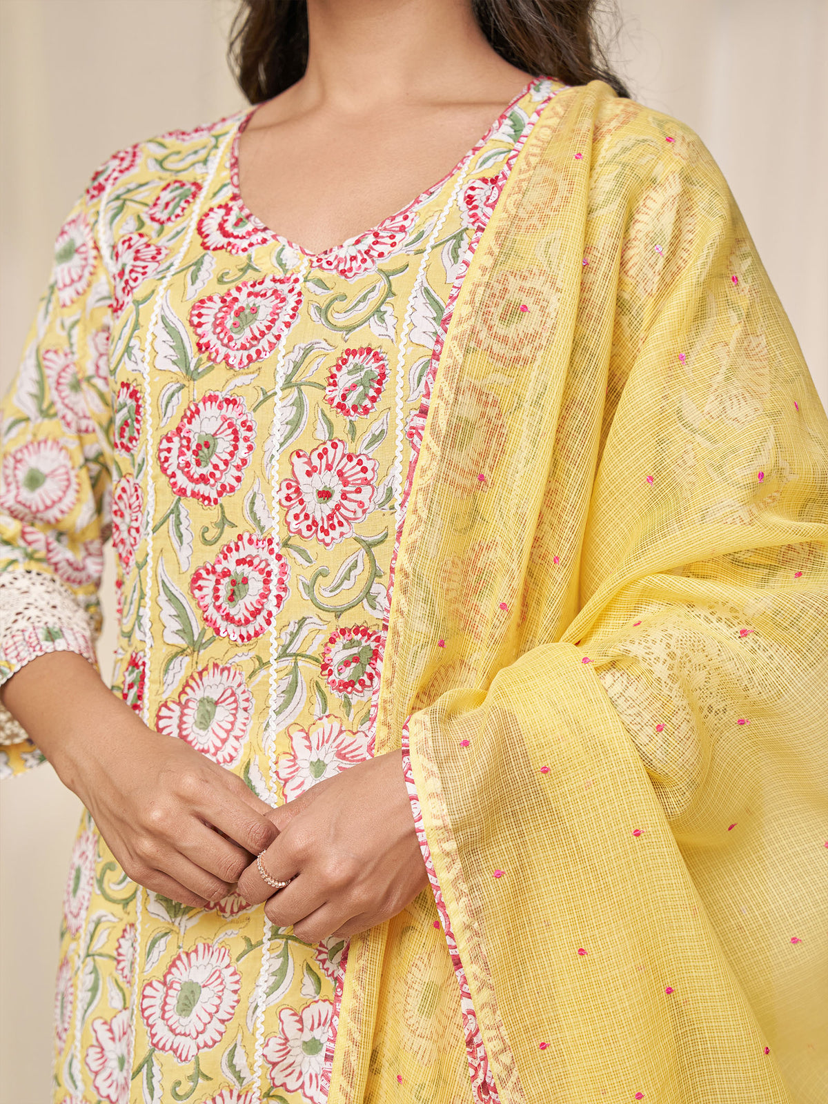 Dhoop Kota Dupatta
