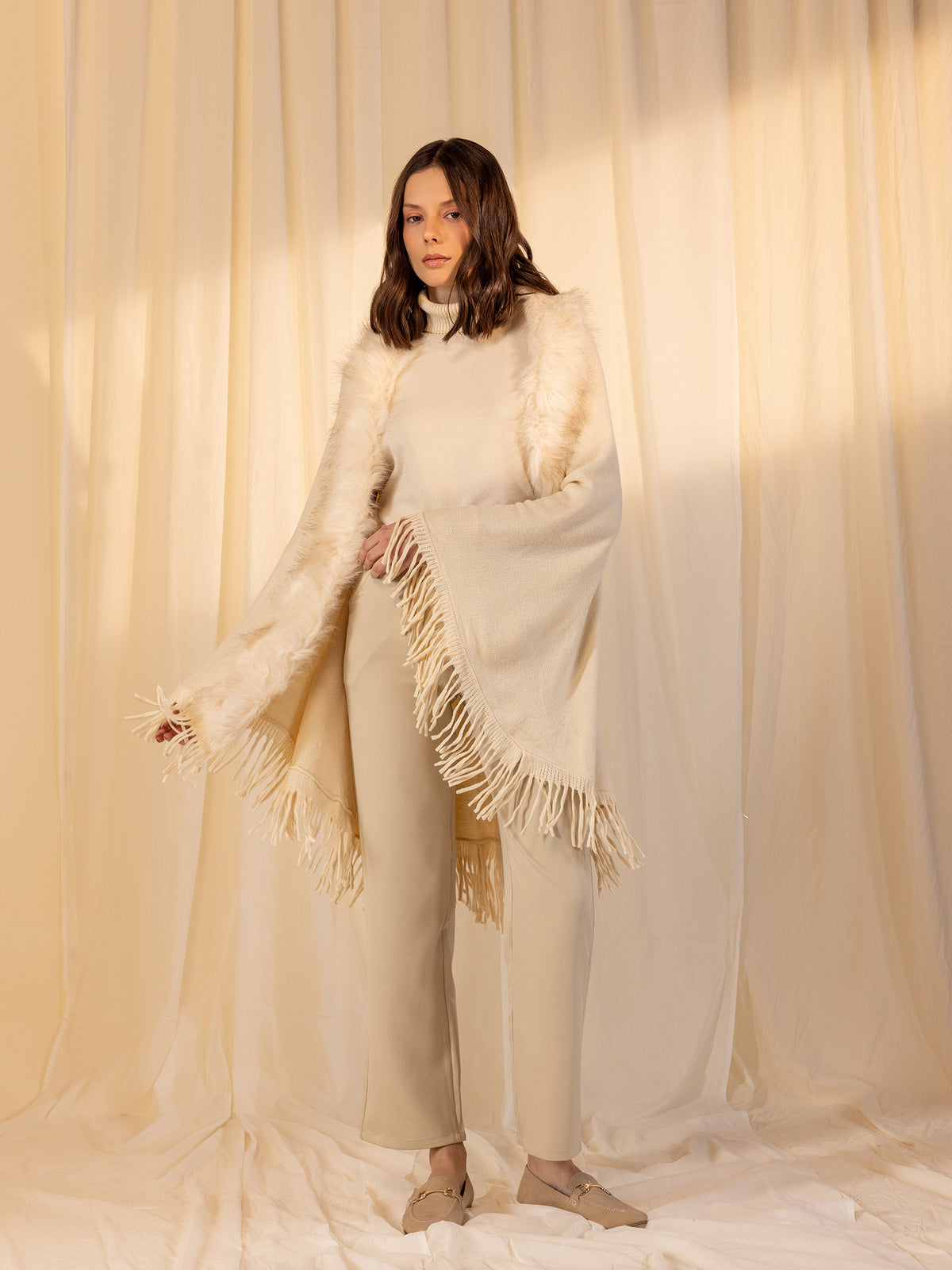 Woollen Fur Cape - Cream