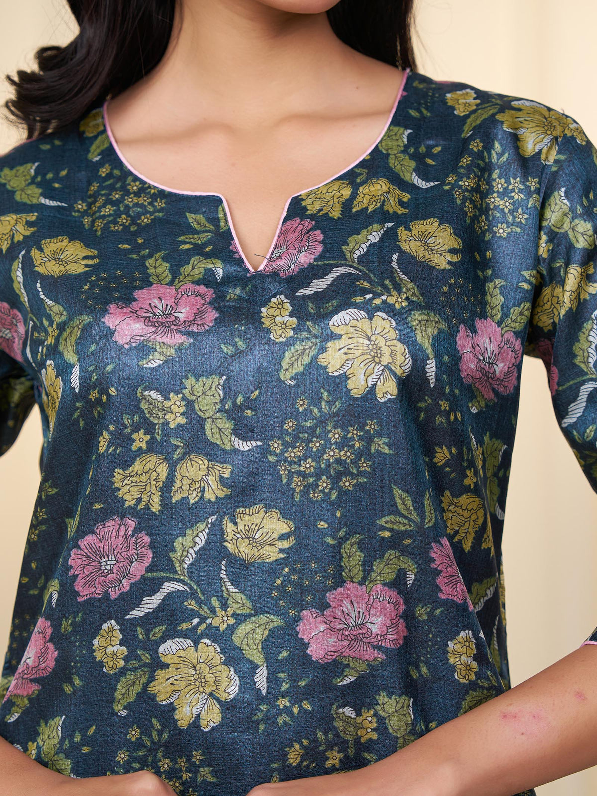 Kahani Silk Kurta
