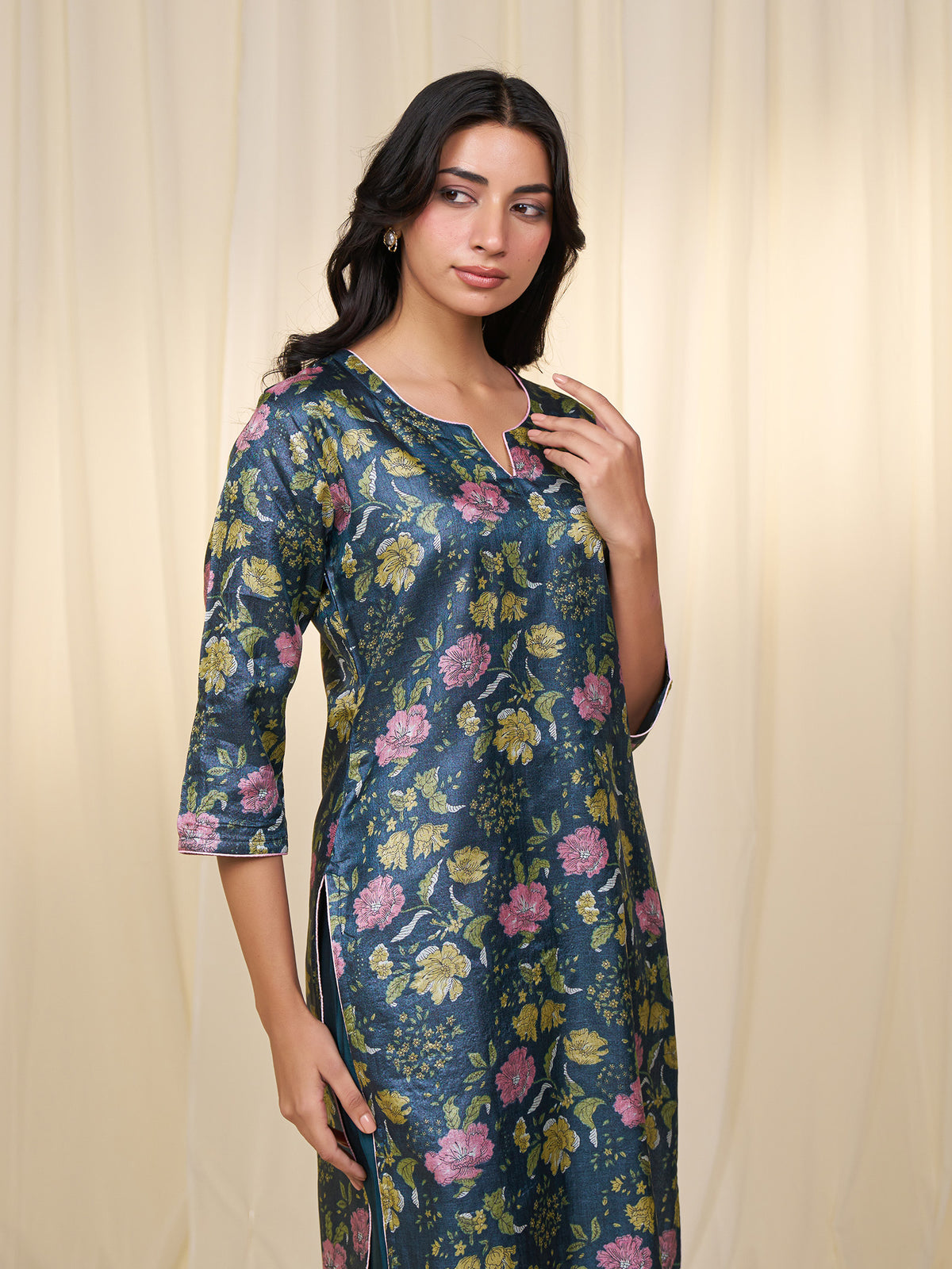 Kahani Silk Kurta