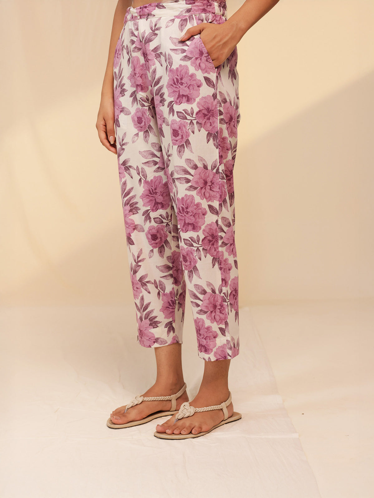 Manhattan Cotton Seriously Short Pants