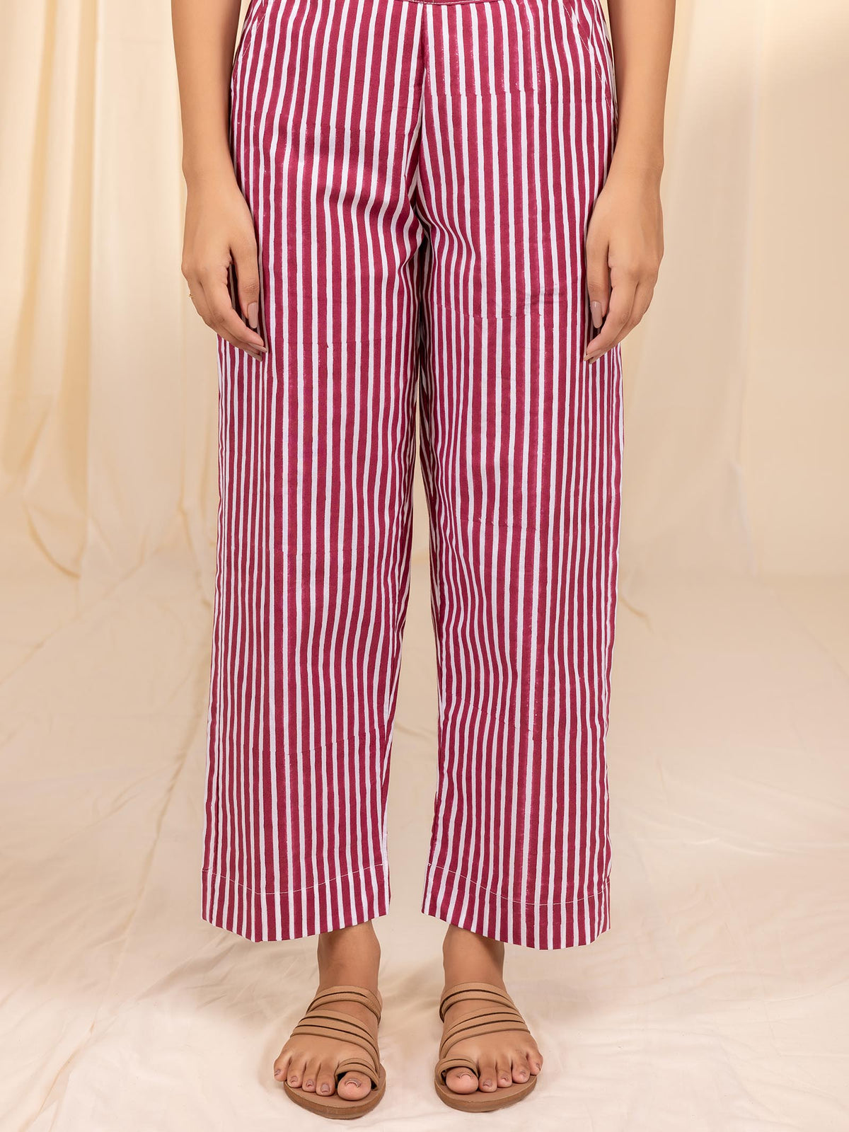 Raising Eyebrows Blue Cotton Seriously Short Pant