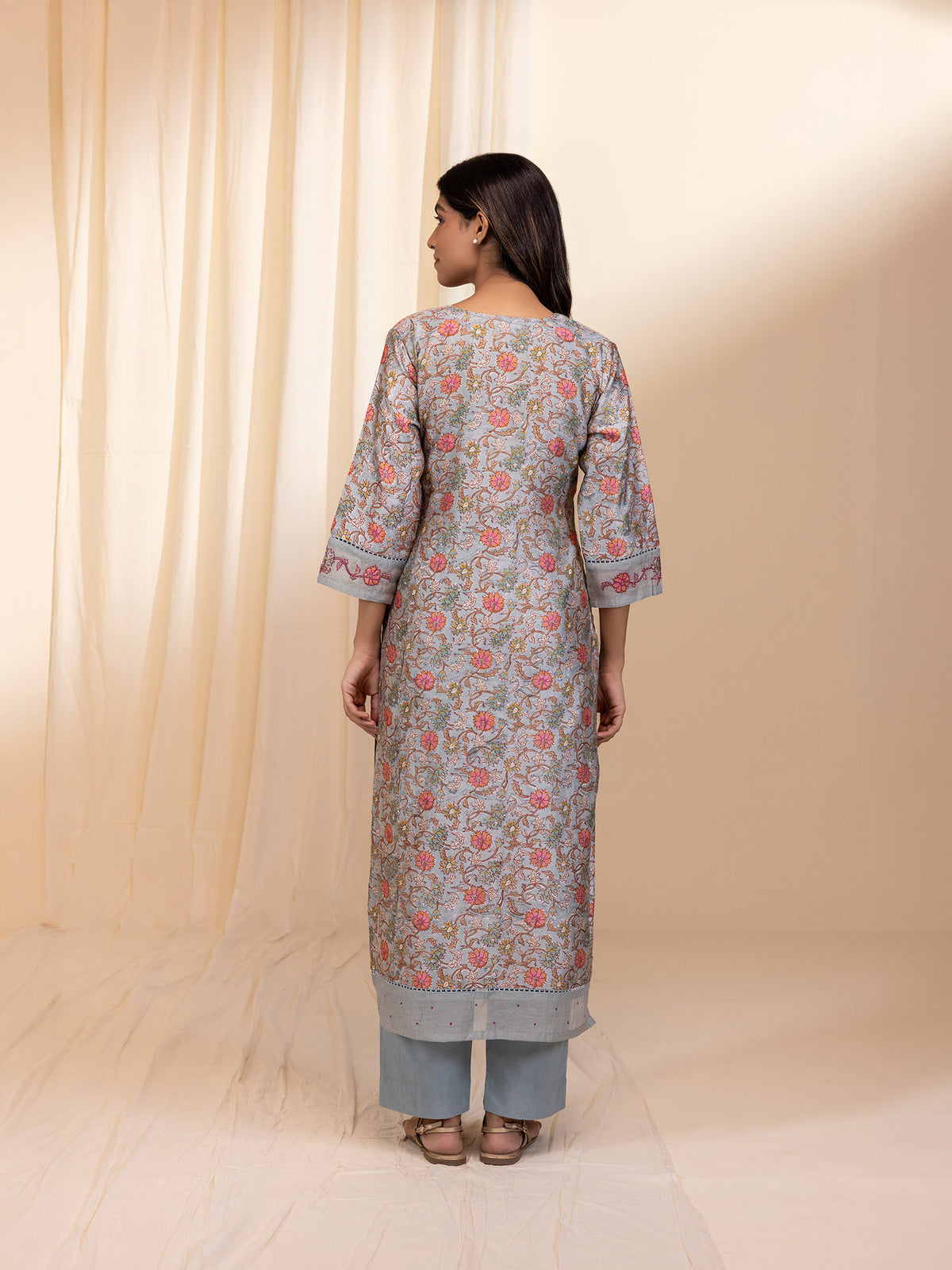Rangrez Chanderi Kurta