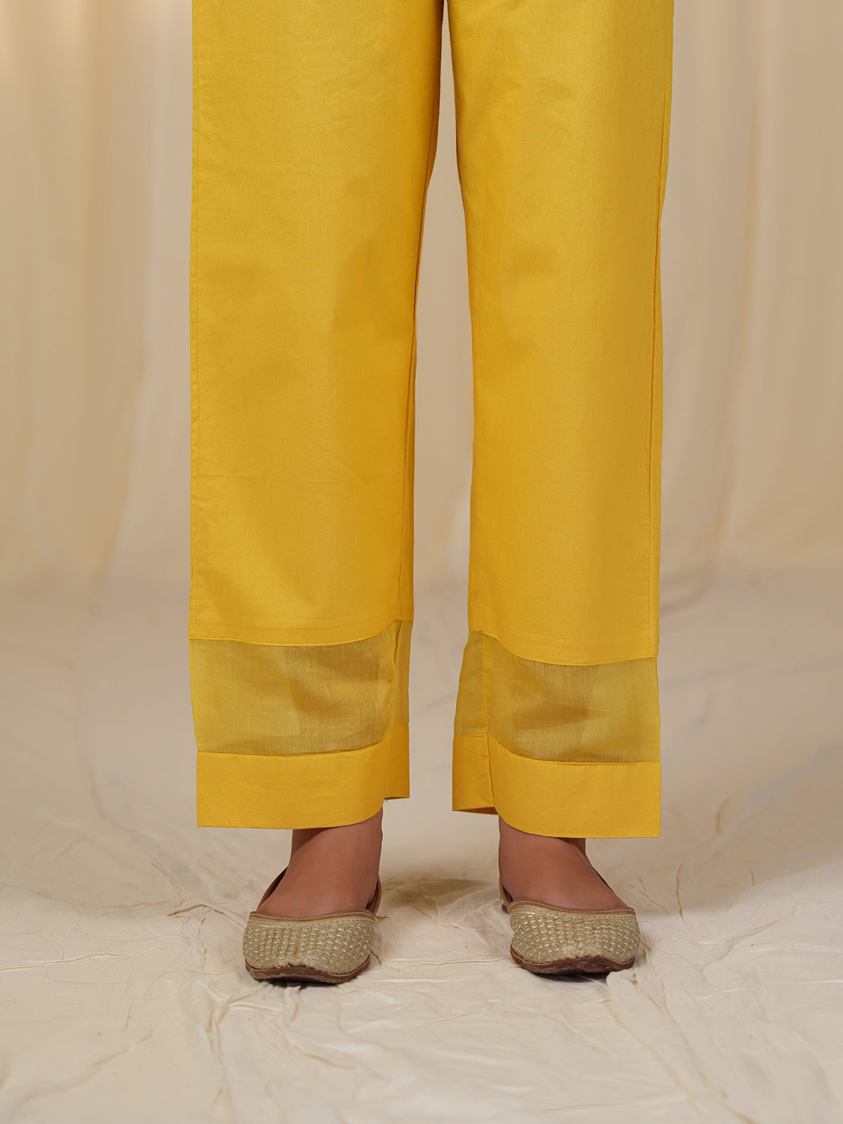 Sada Suhagan Bindi Cotton Straight Pants