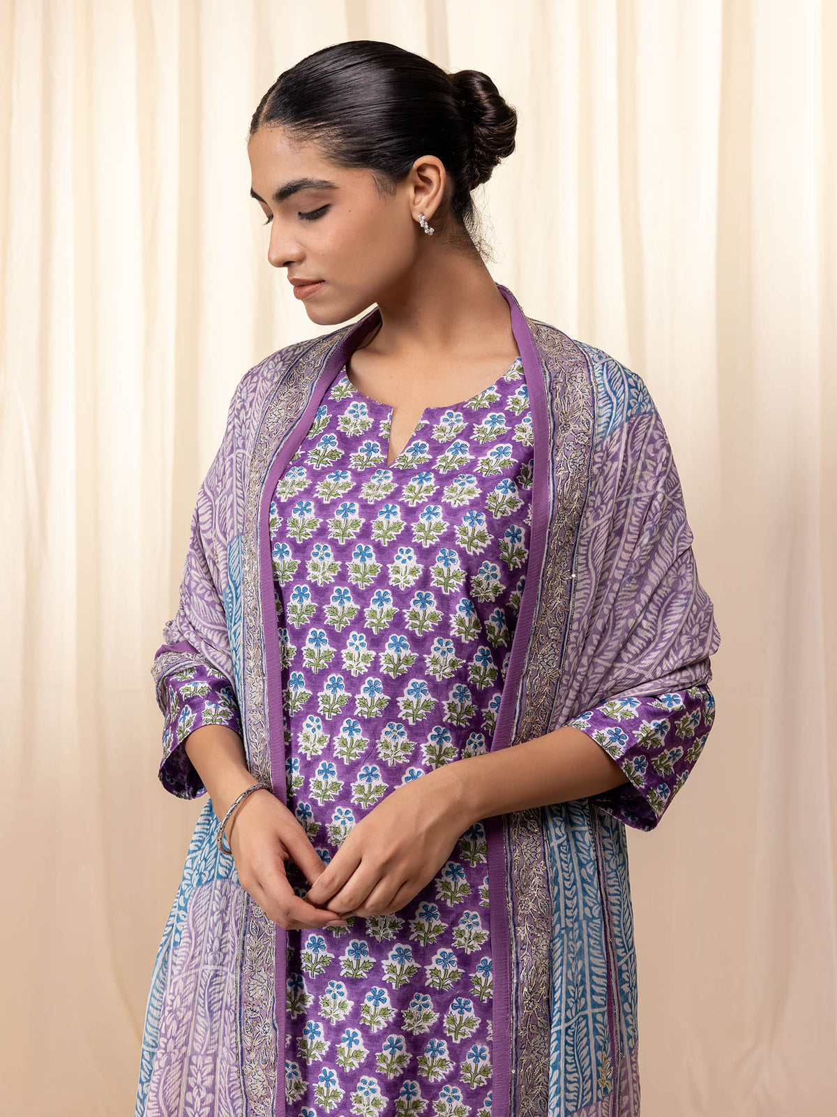 Sakhi Saheliya Purple Chiffon Dupatta