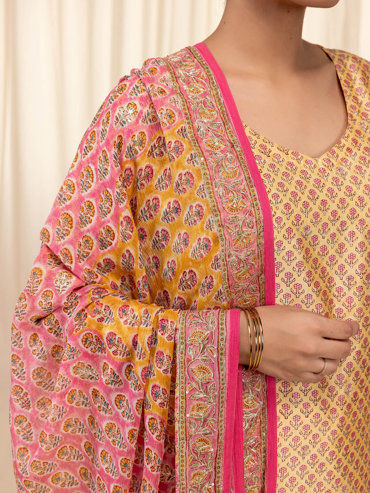 Sakhi Saheliya Yellow Chiffon Dupatta