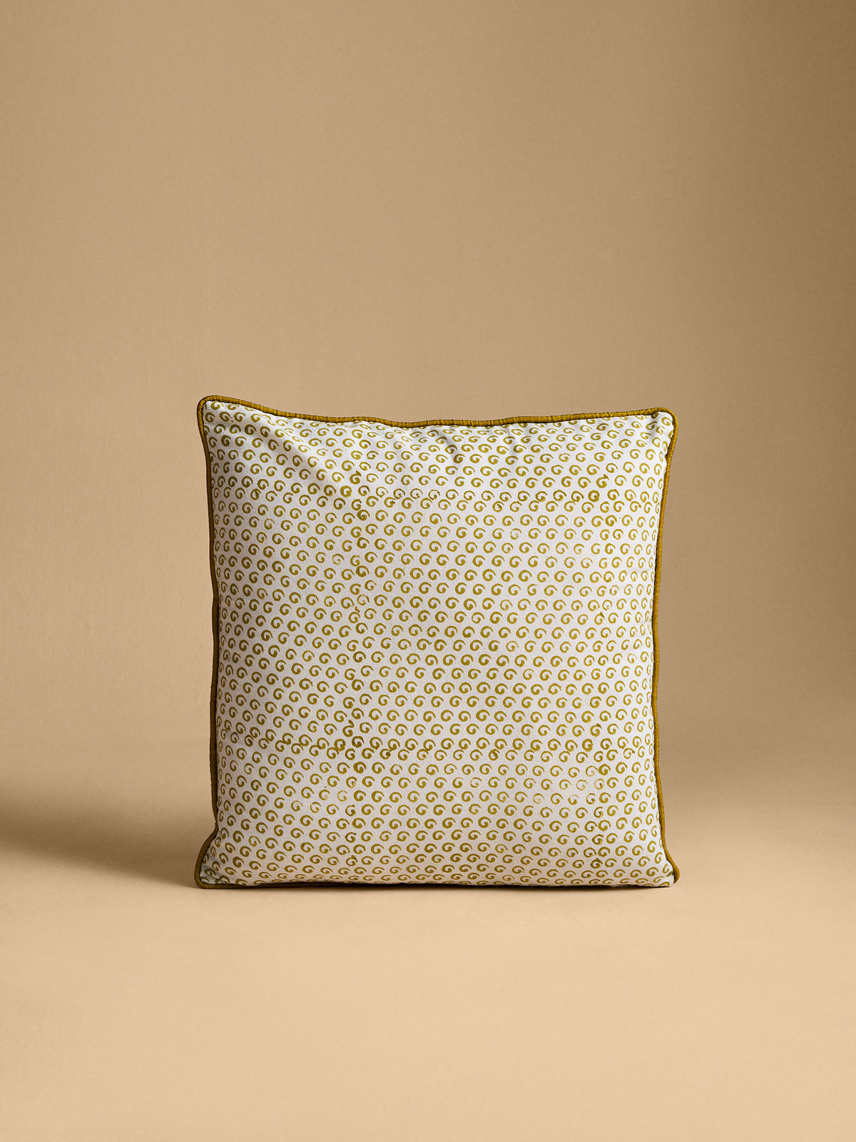 Kumbhalgarh 16" x 16" Cushion Cover