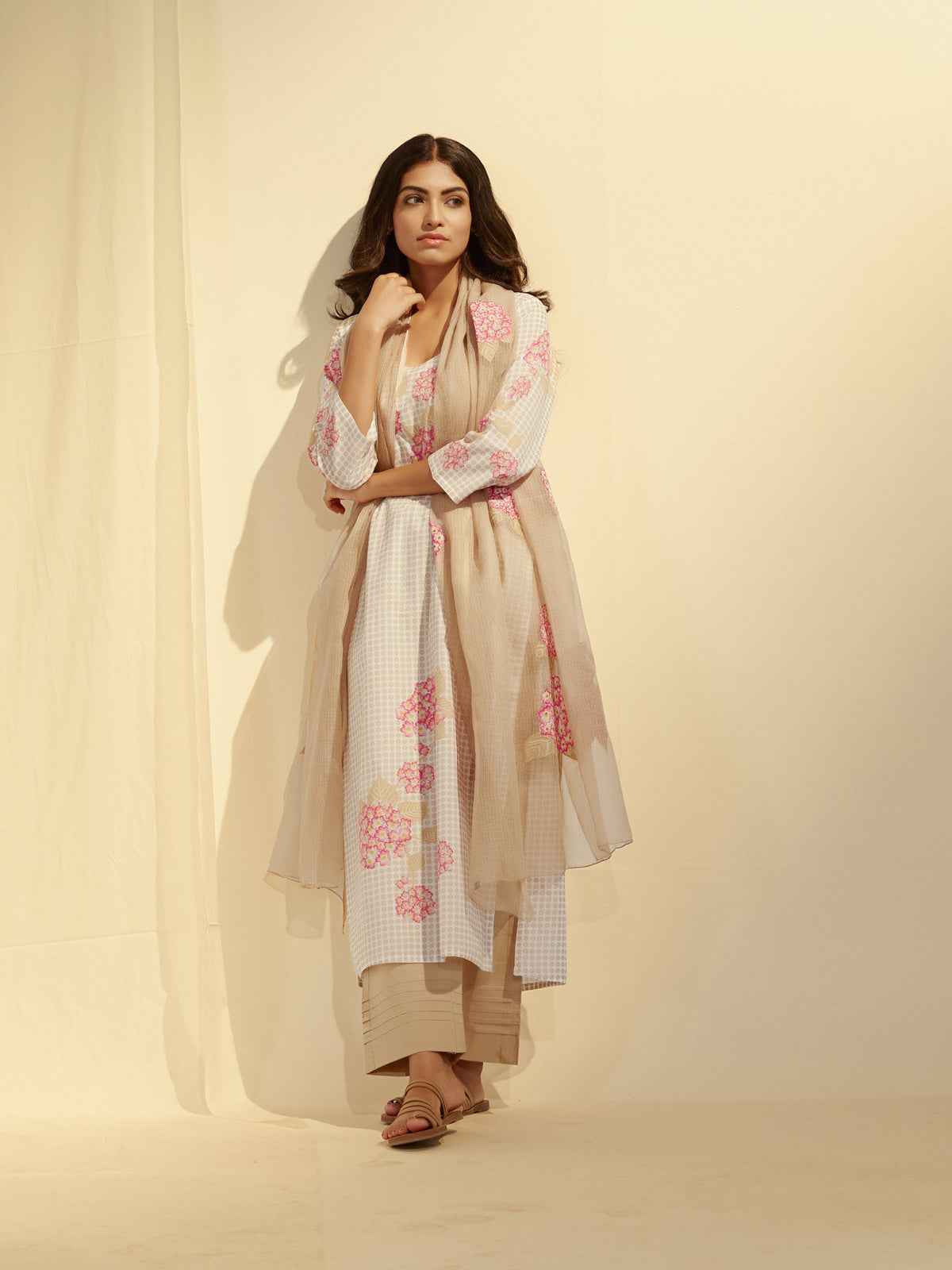 Dots and Flowers Kota Dupatta